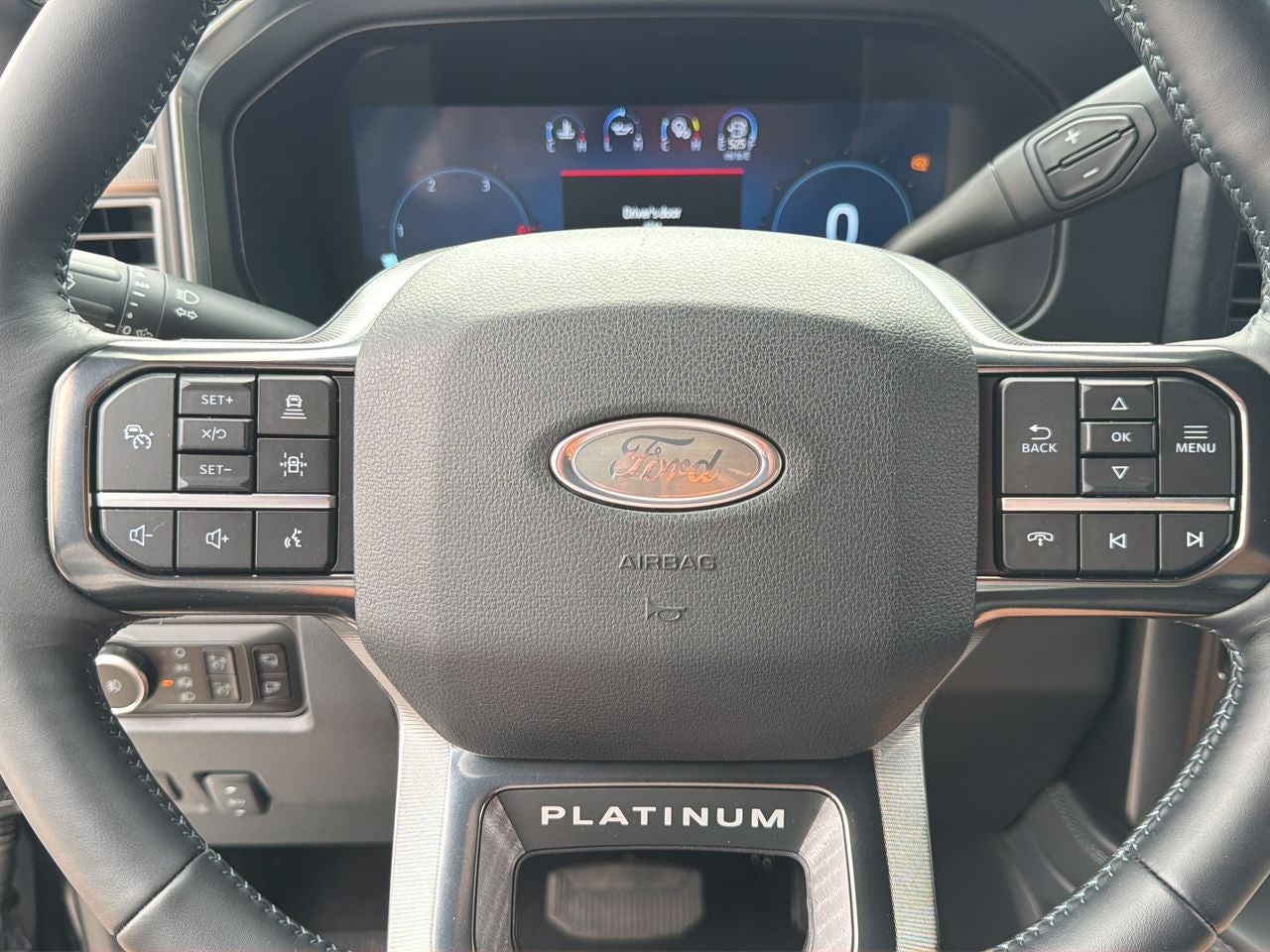 2025 Ford F-450SD Platinum DRW