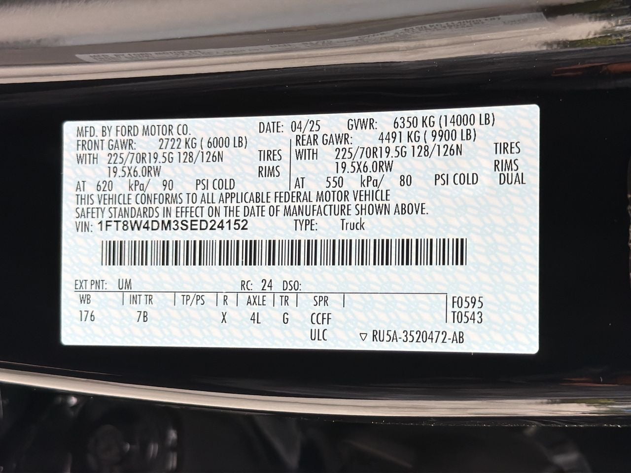 2025 Ford F-450SD Platinum DRW