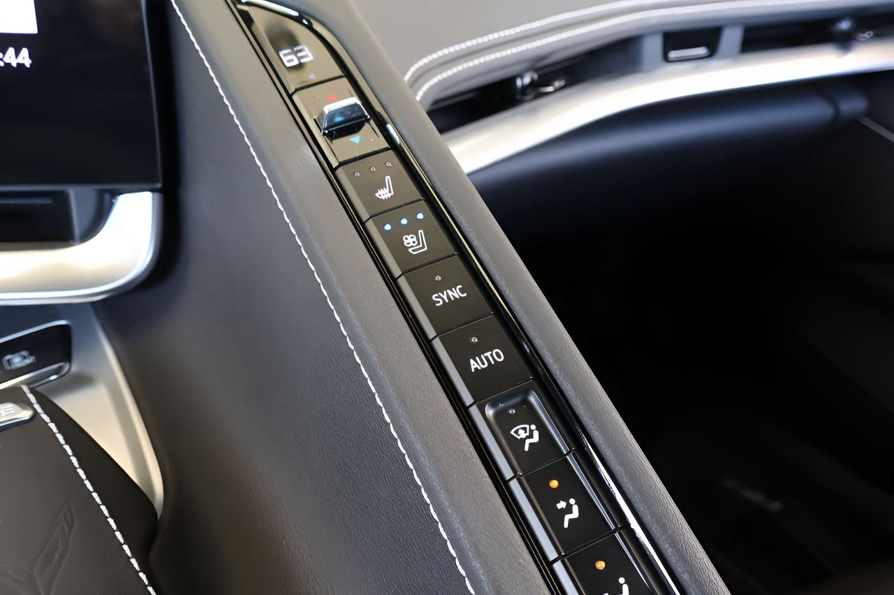 2023 Chevrolet Corvette Stingray 2LT