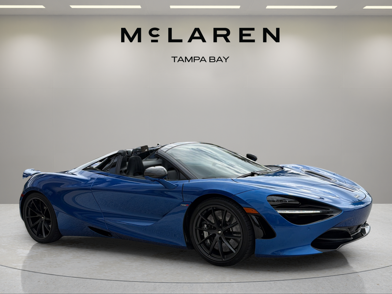 2022 McLaren 720S Base