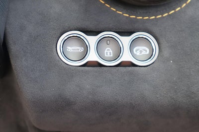 2022 McLaren 720S Performance