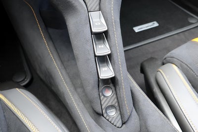 2022 McLaren 720S Performance