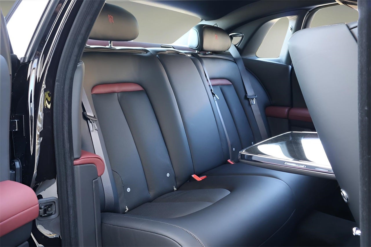 2025 Rolls-Royce Ghost Sedan