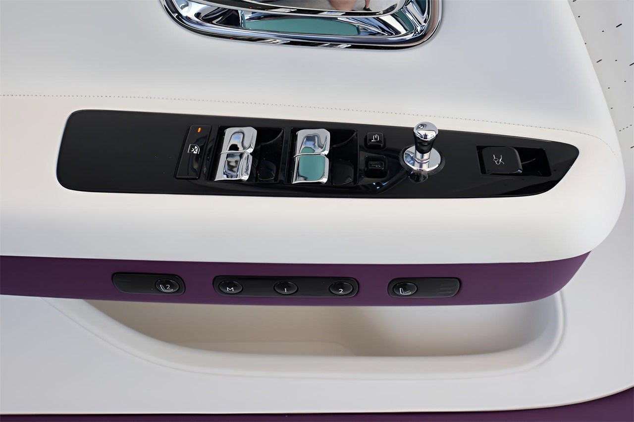 2024 Rolls-Royce Spectre Coupe