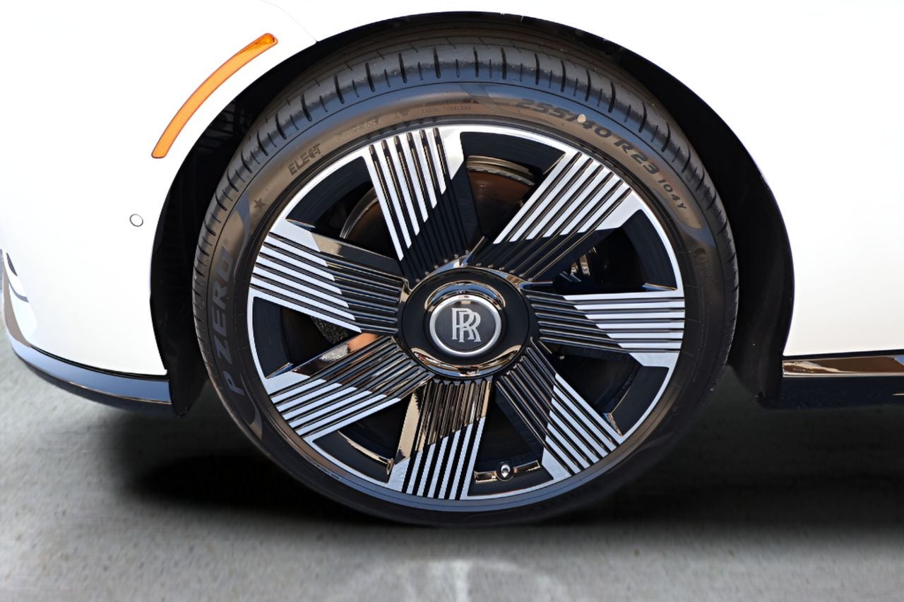 2026 Rolls-Royce Spectre Coupe