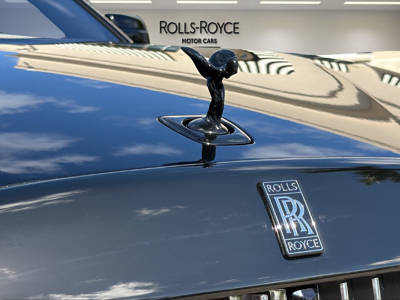 2027 Rolls-Royce Spectre Black Badge