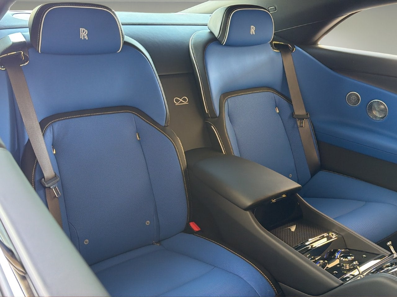 2027 Rolls-Royce Spectre Black Badge