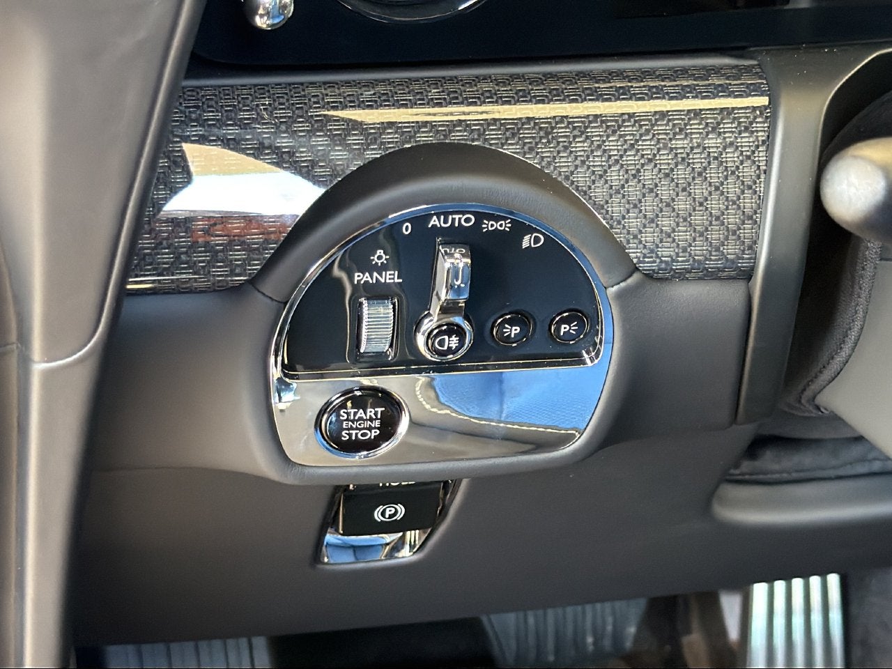 2027 Rolls-Royce Spectre Black Badge