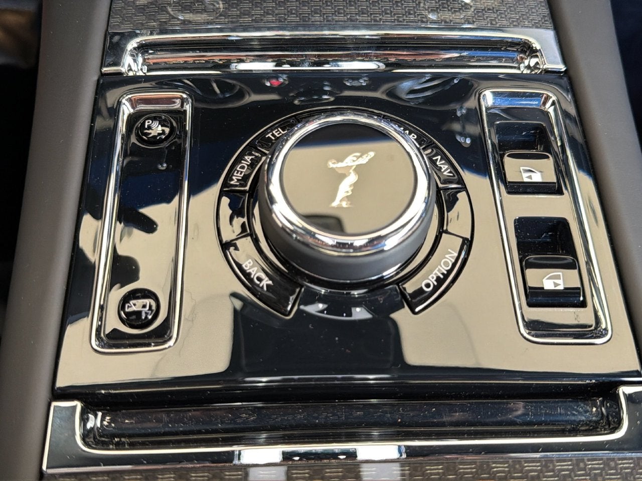 2027 Rolls-Royce Spectre Black Badge