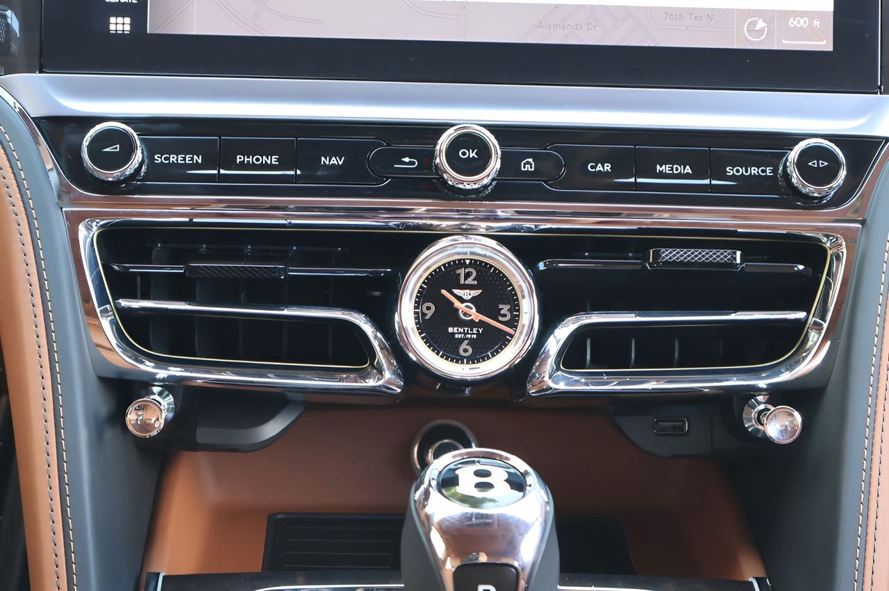 2024 Bentley Flying Spur Base