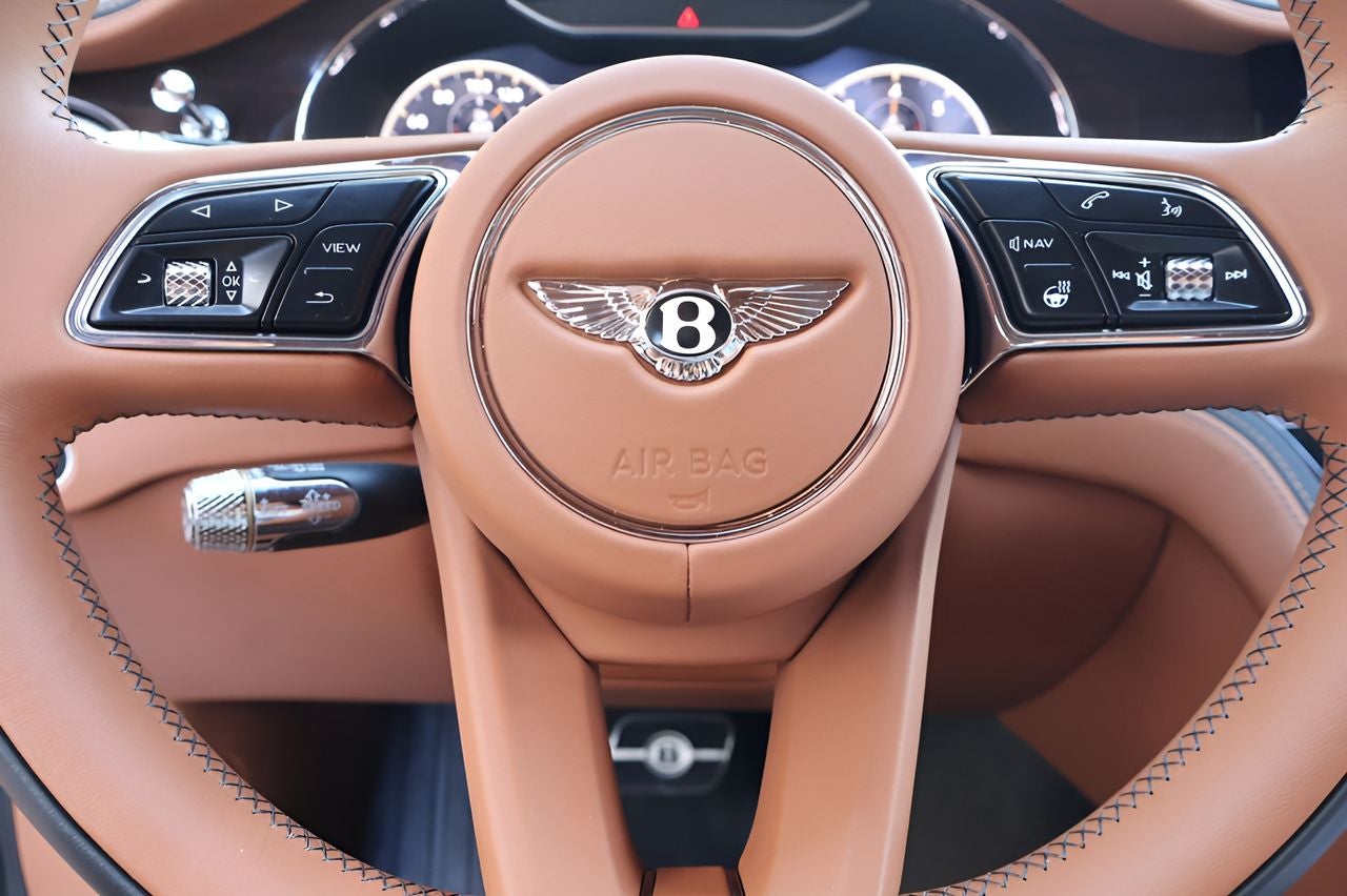 2024 Bentley Flying Spur Base