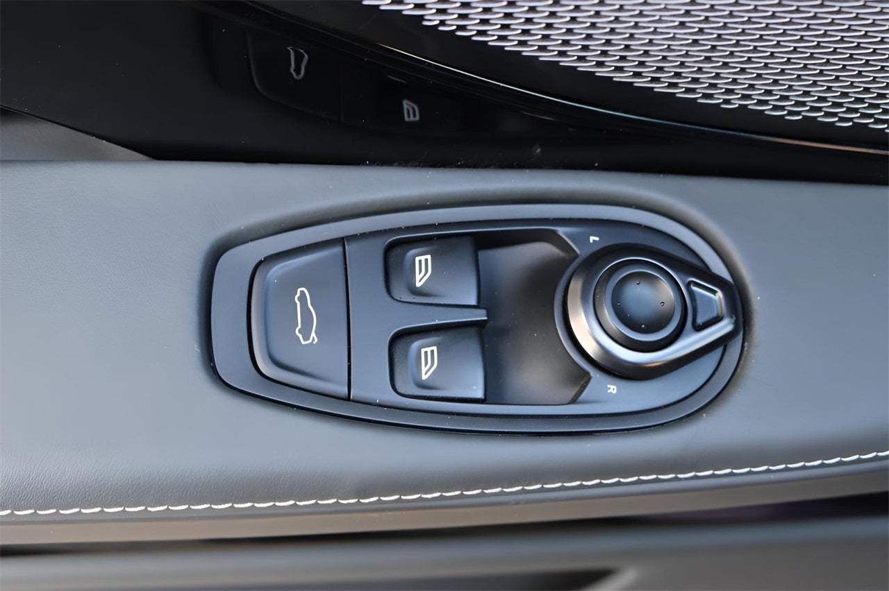 2024 Aston Martin DB12 Coupe