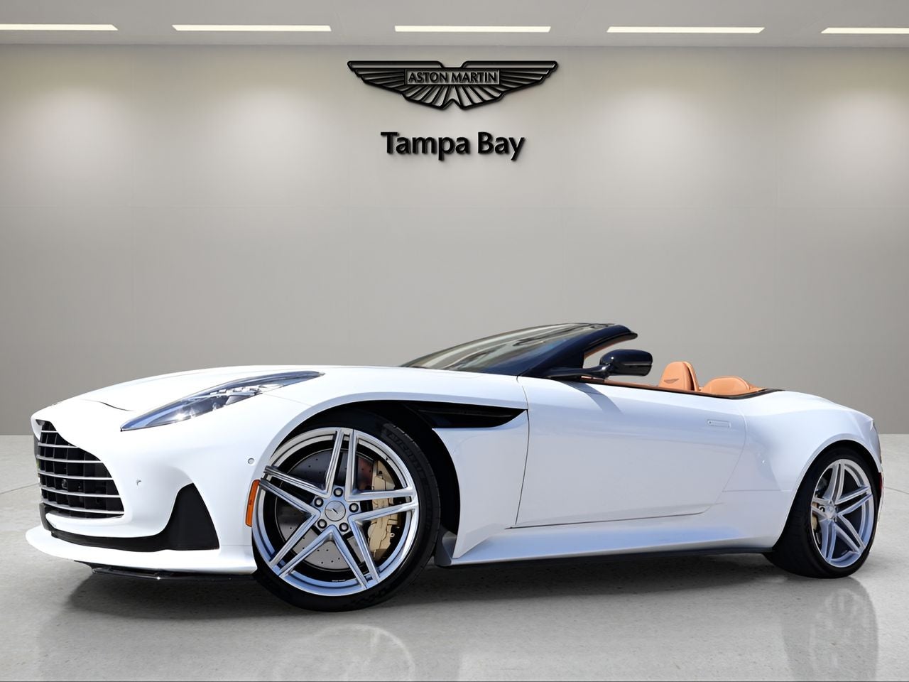 2024 Aston Martin DB12 Volante