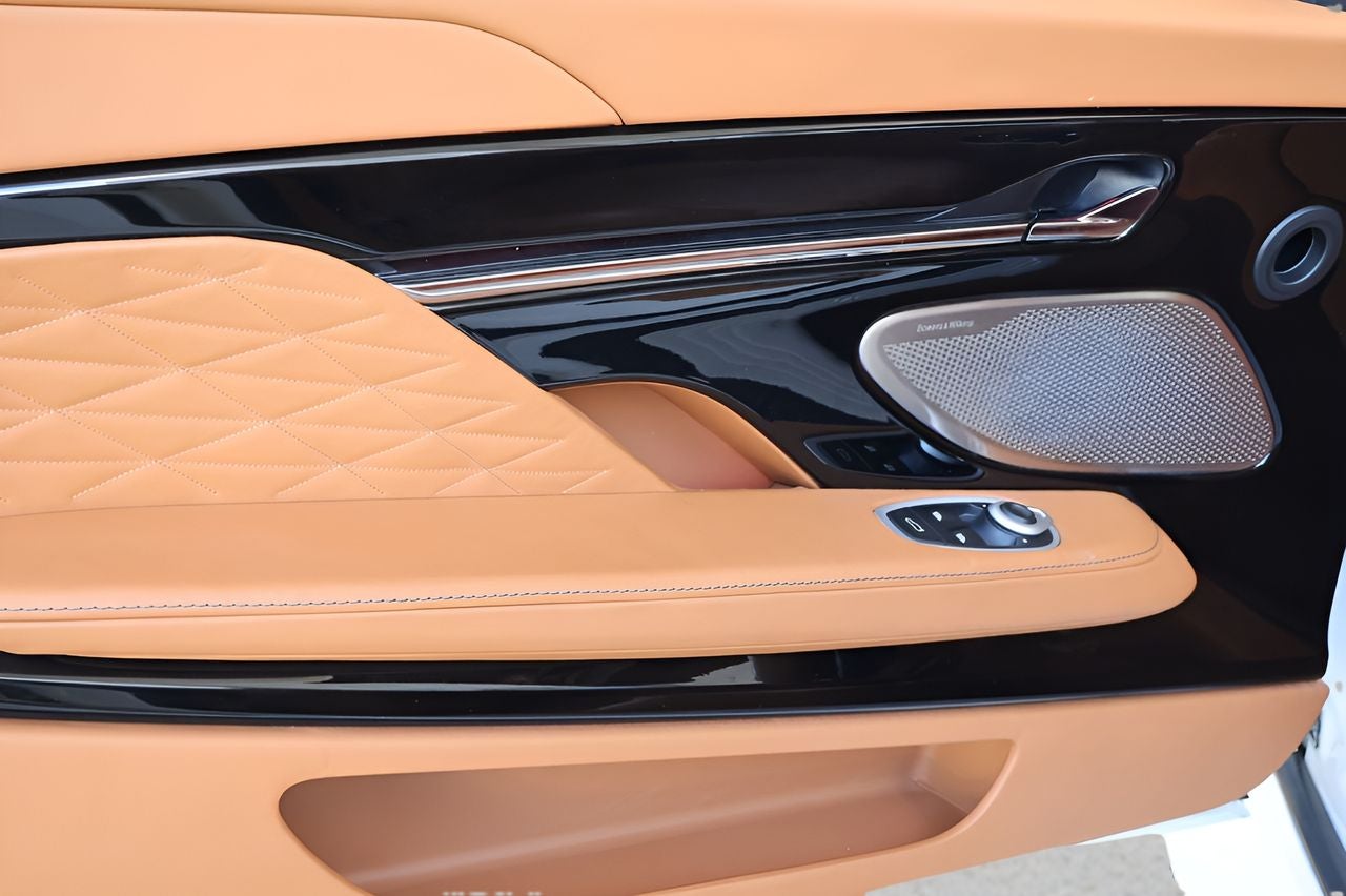 2024 Aston Martin DB12 Volante