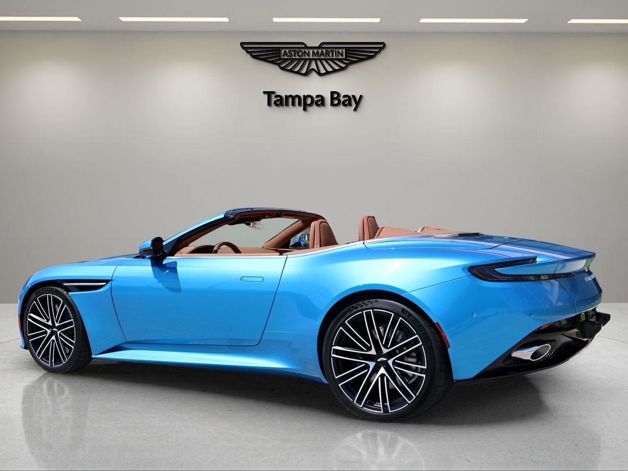 2024 Aston Martin DB12 Volante