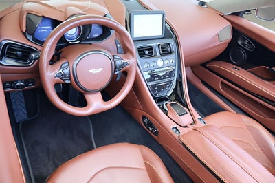 2021 Aston Martin DBS Superleggera