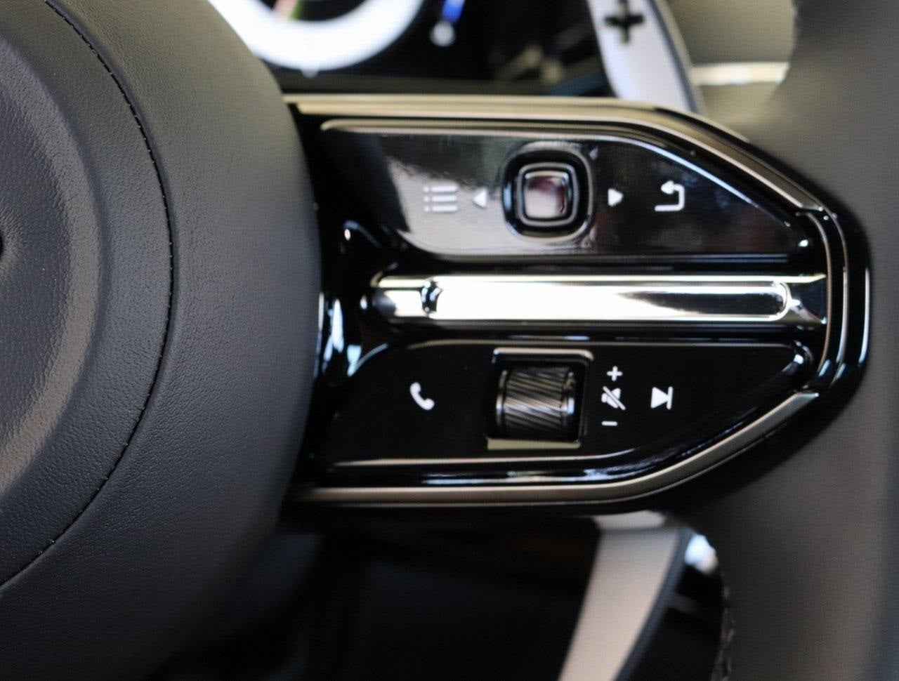 2025 Aston Martin Vantage Coupe