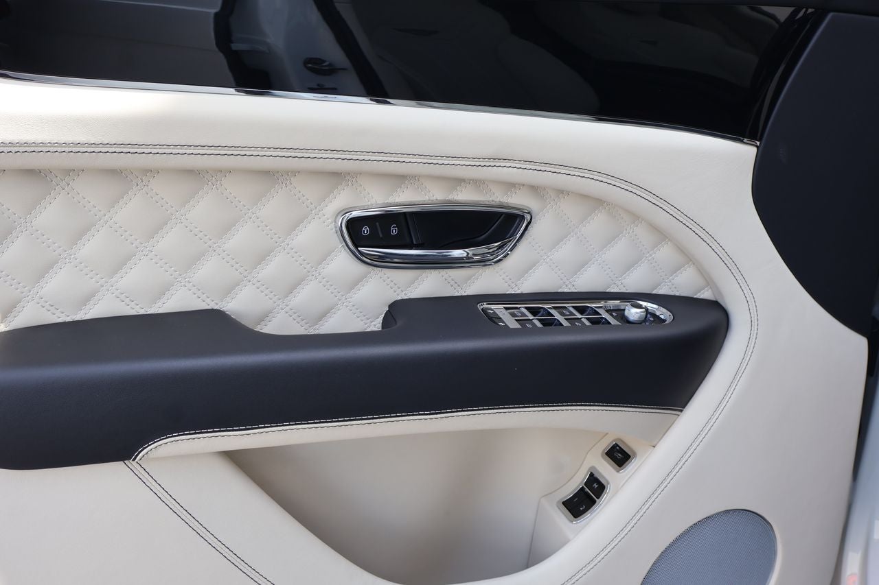 2022 Bentley Bentayga Base