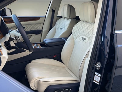2022 Bentley Bentayga Base