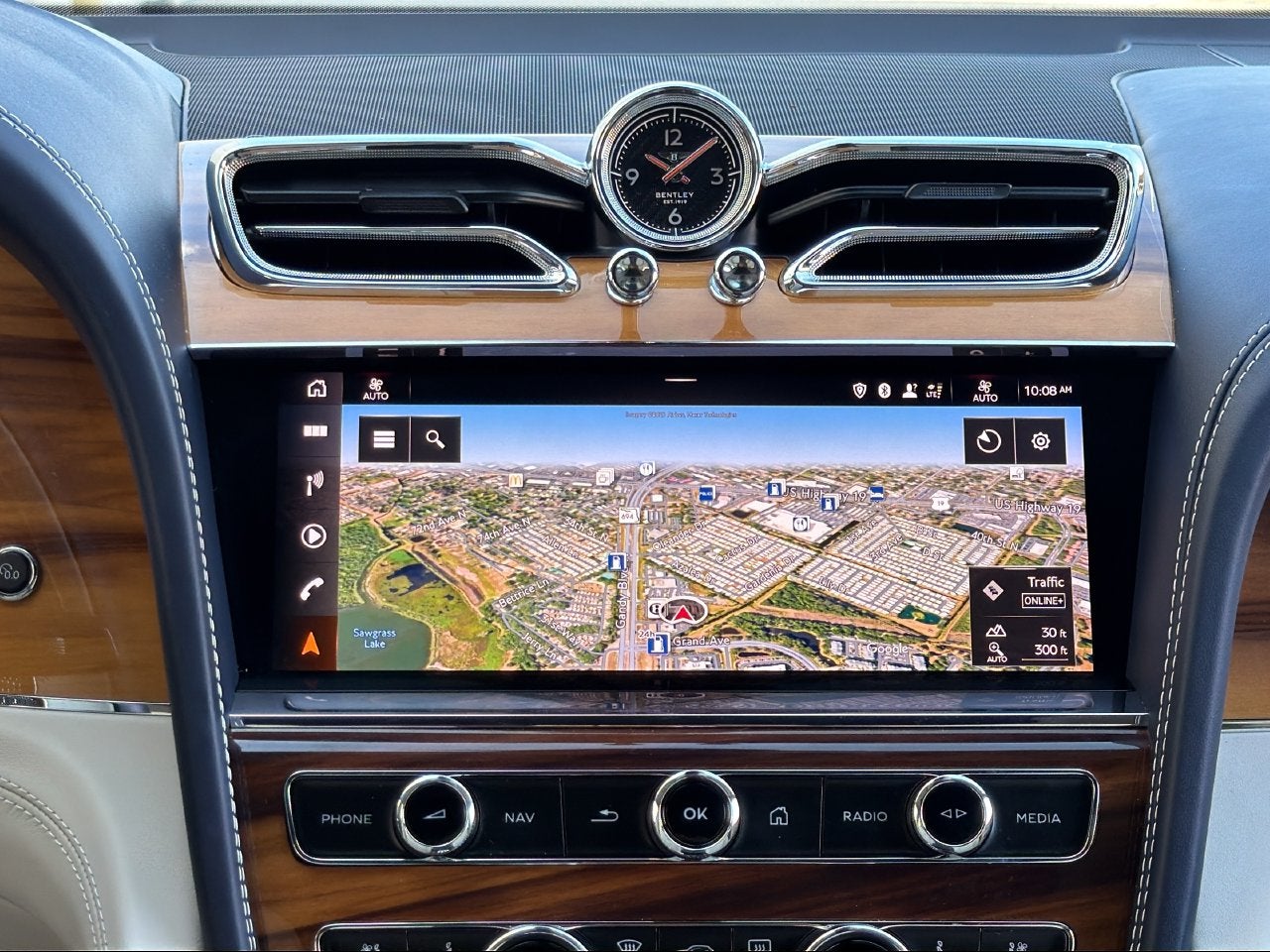 2022 Bentley Bentayga Base