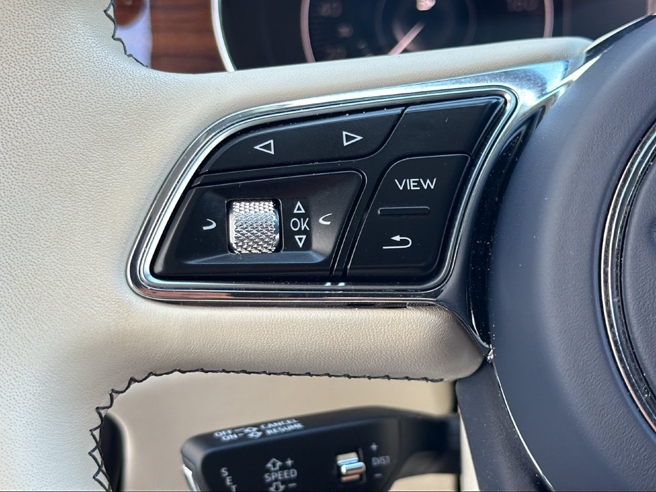 2022 Bentley Bentayga Base