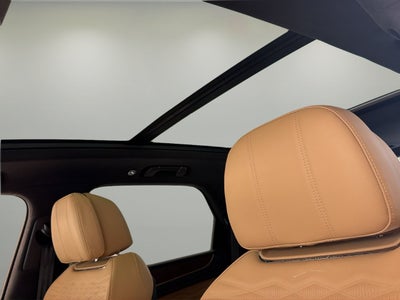 2025 Bentley Bentayga V8