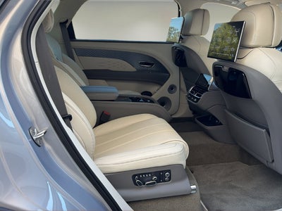 2024 Bentley Bentayga EWB Base