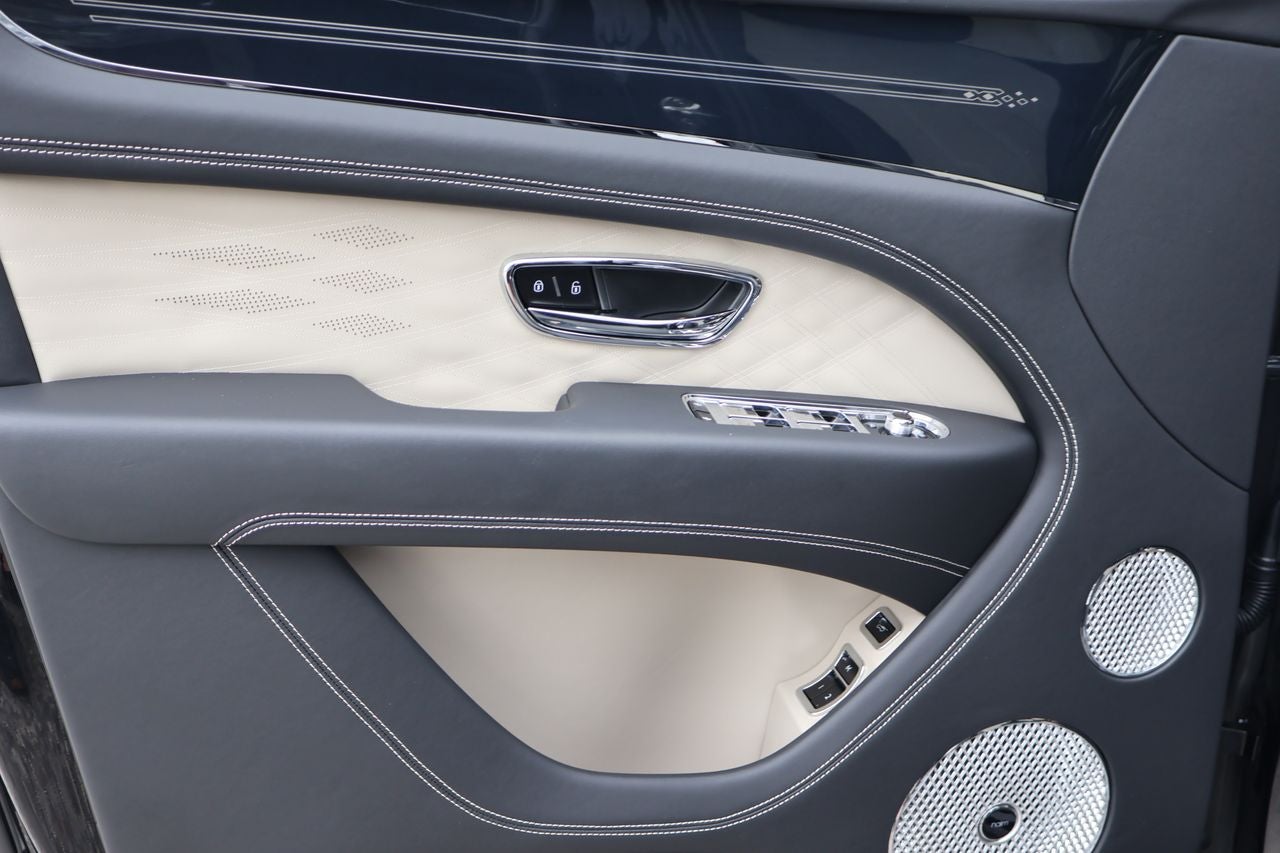 2025 Bentley Bentayga EWB Azure