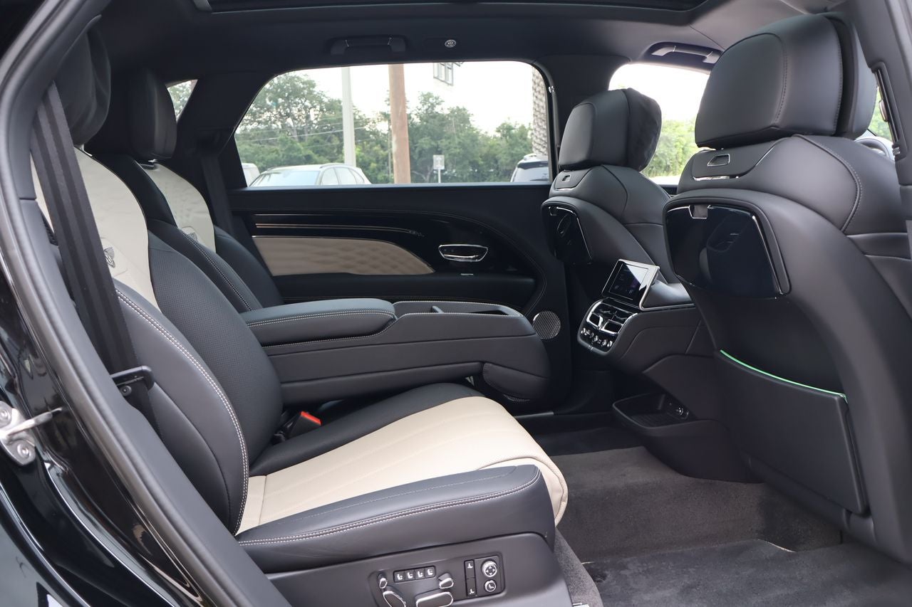 2025 Bentley Bentayga EWB Azure