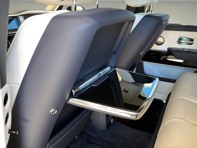 2027 Rolls-Royce Cullinan Black Badge