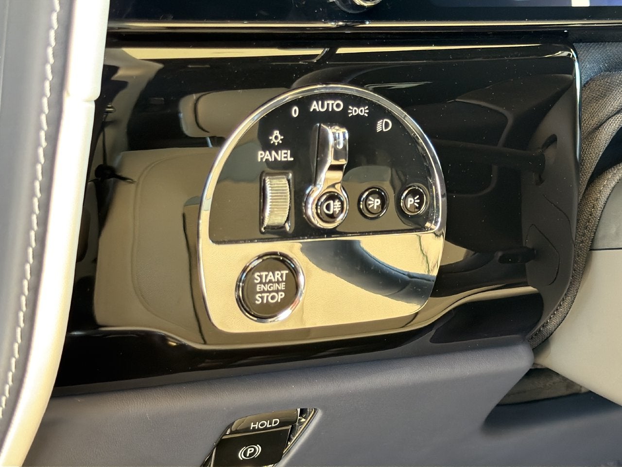 2027 Rolls-Royce Cullinan Black Badge