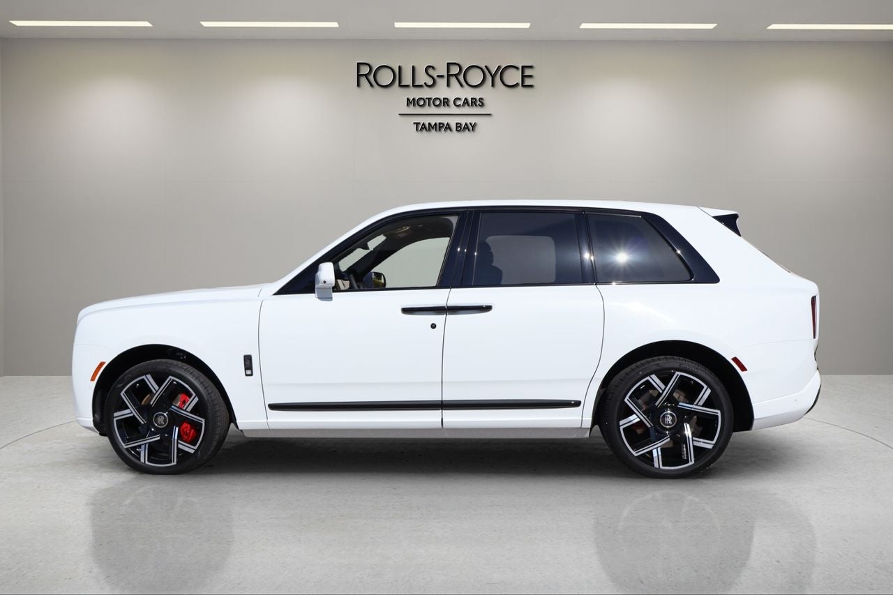 2027 Rolls-Royce Cullinan Black Badge