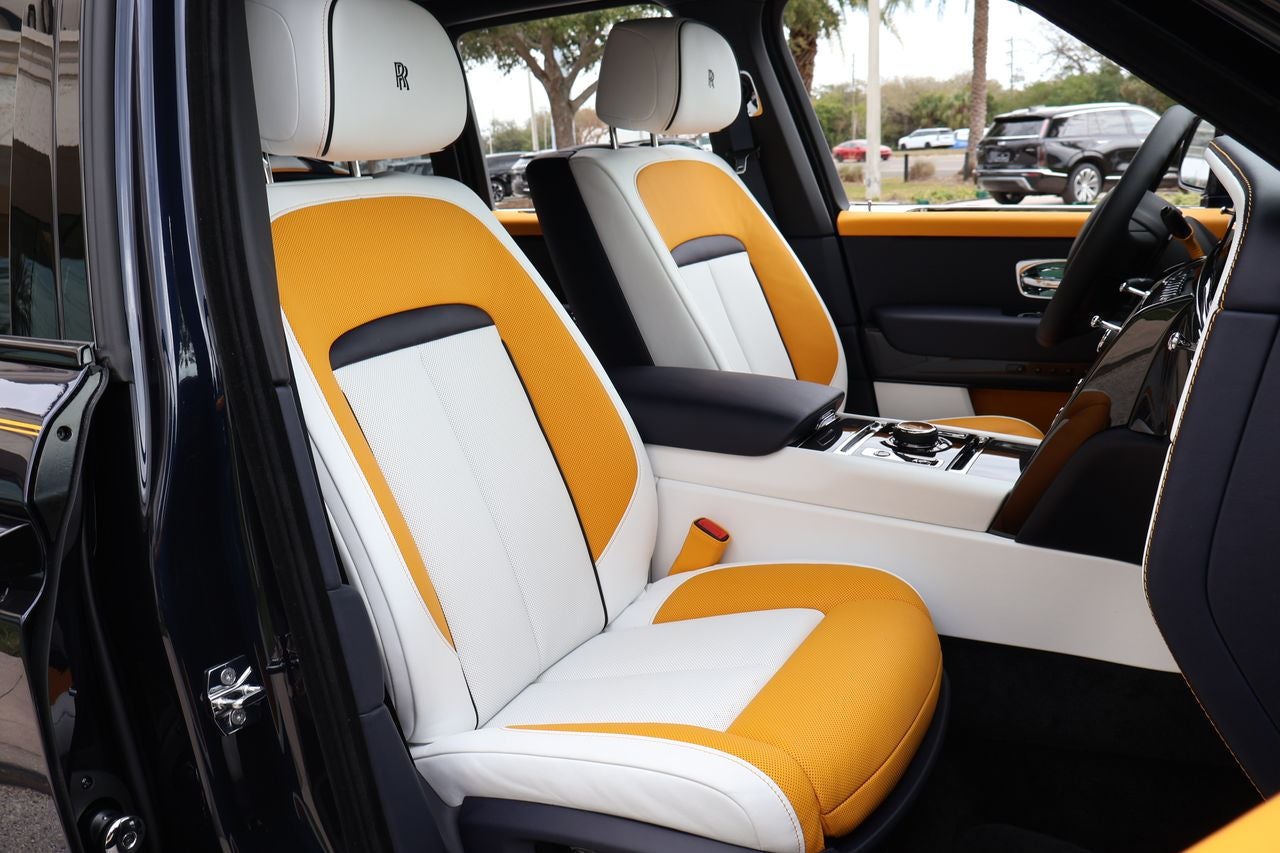 2026 Rolls-Royce Cullinan Black Badge