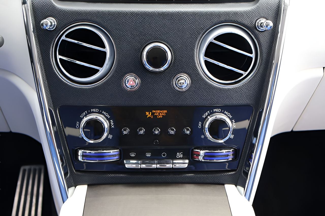 2023 Rolls-Royce Cullinan Base