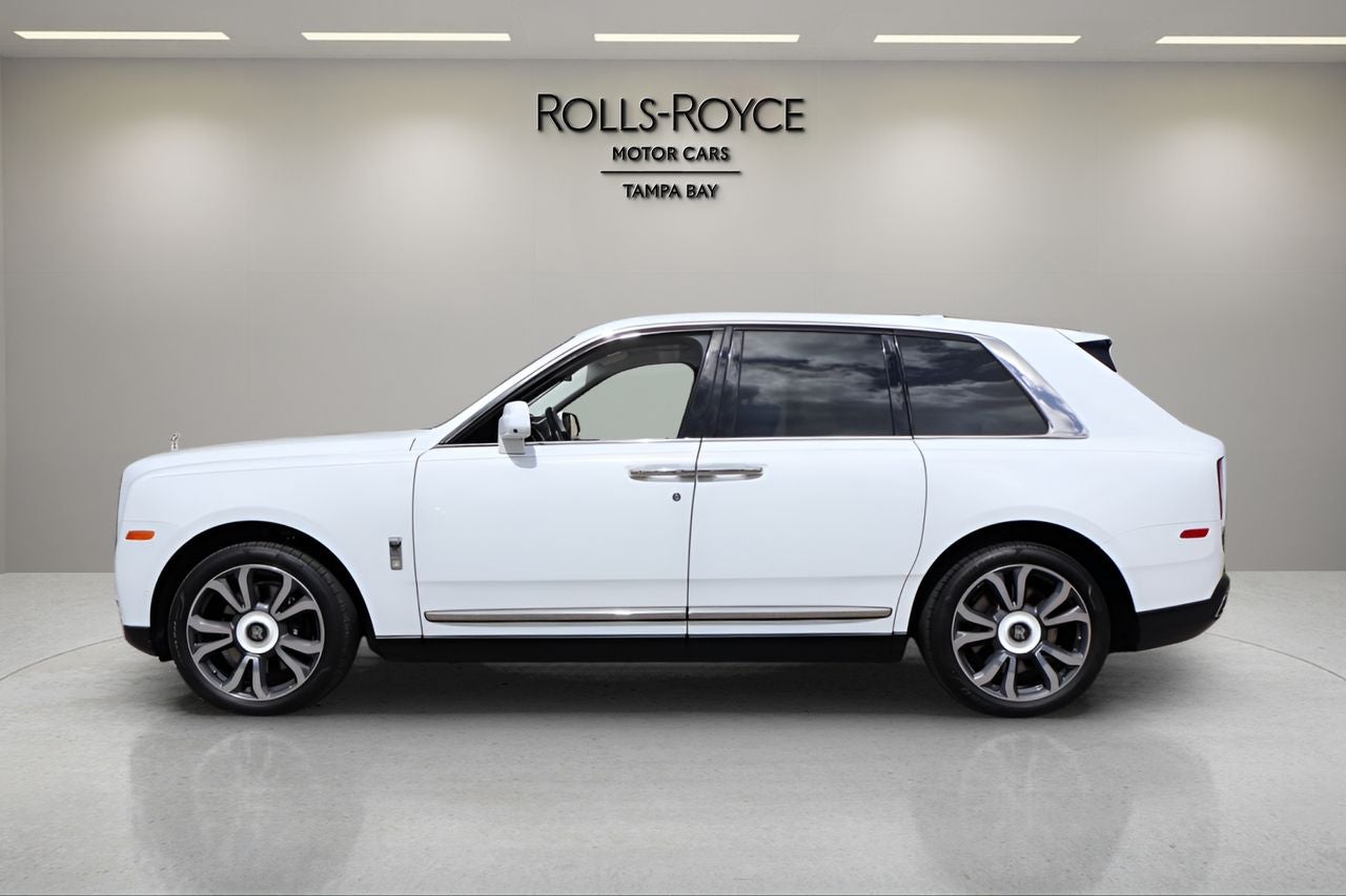 2023 Rolls-Royce Cullinan Base