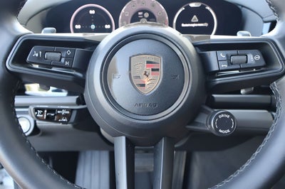 2024 Porsche Panamera 4