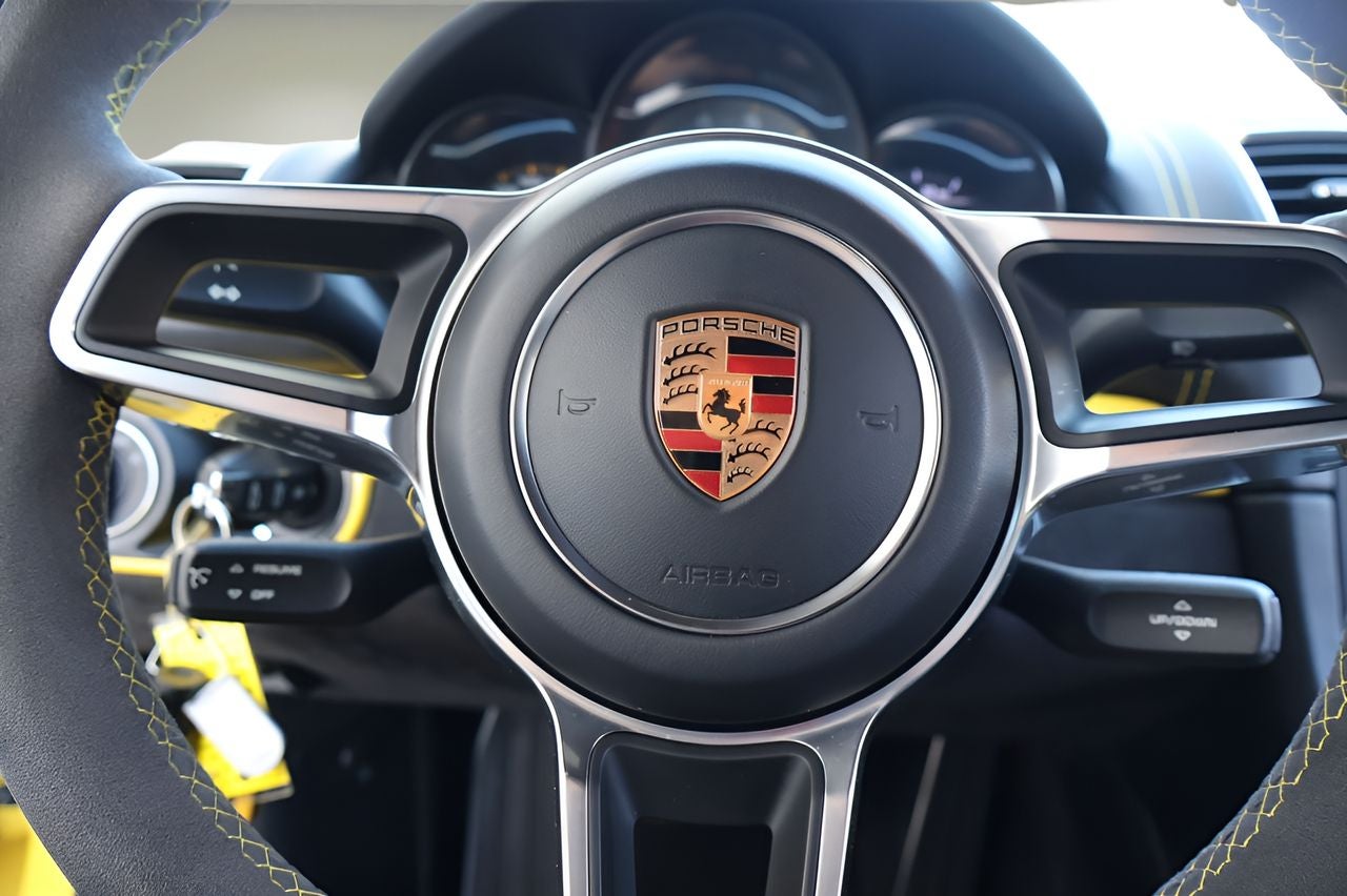 2016 Porsche Cayman GT4