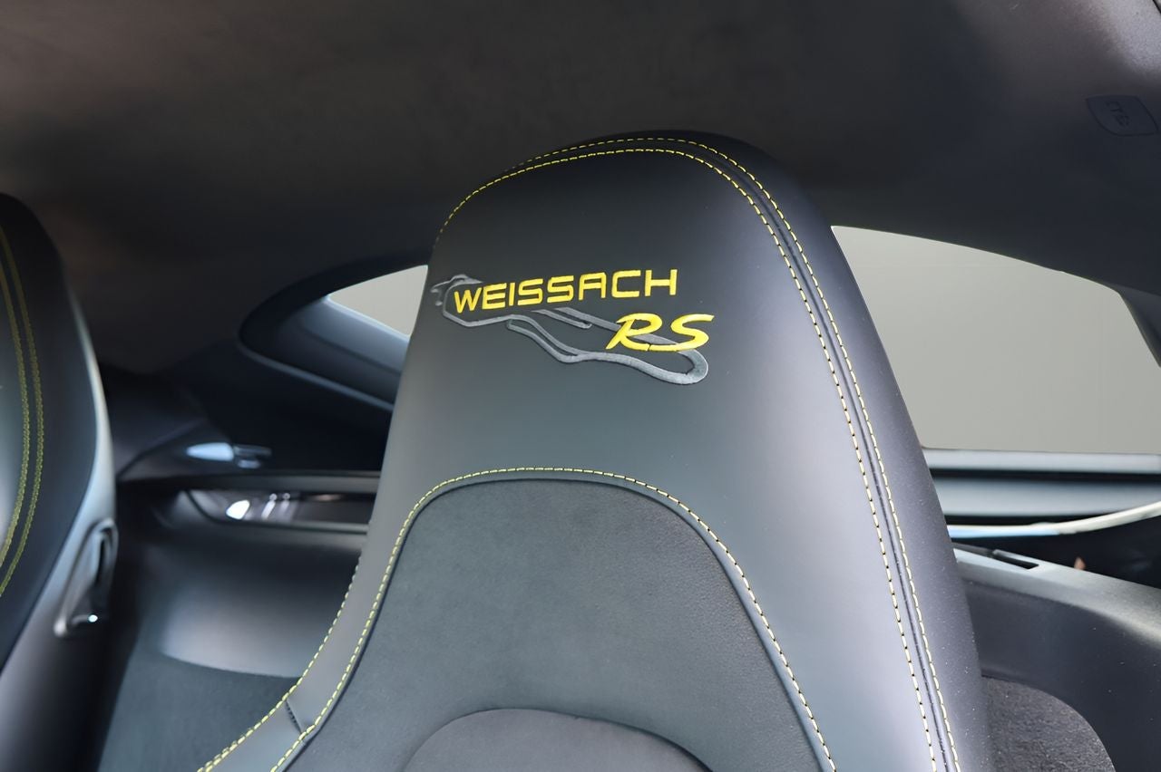 2024 Porsche 718 Cayman GT4 RS