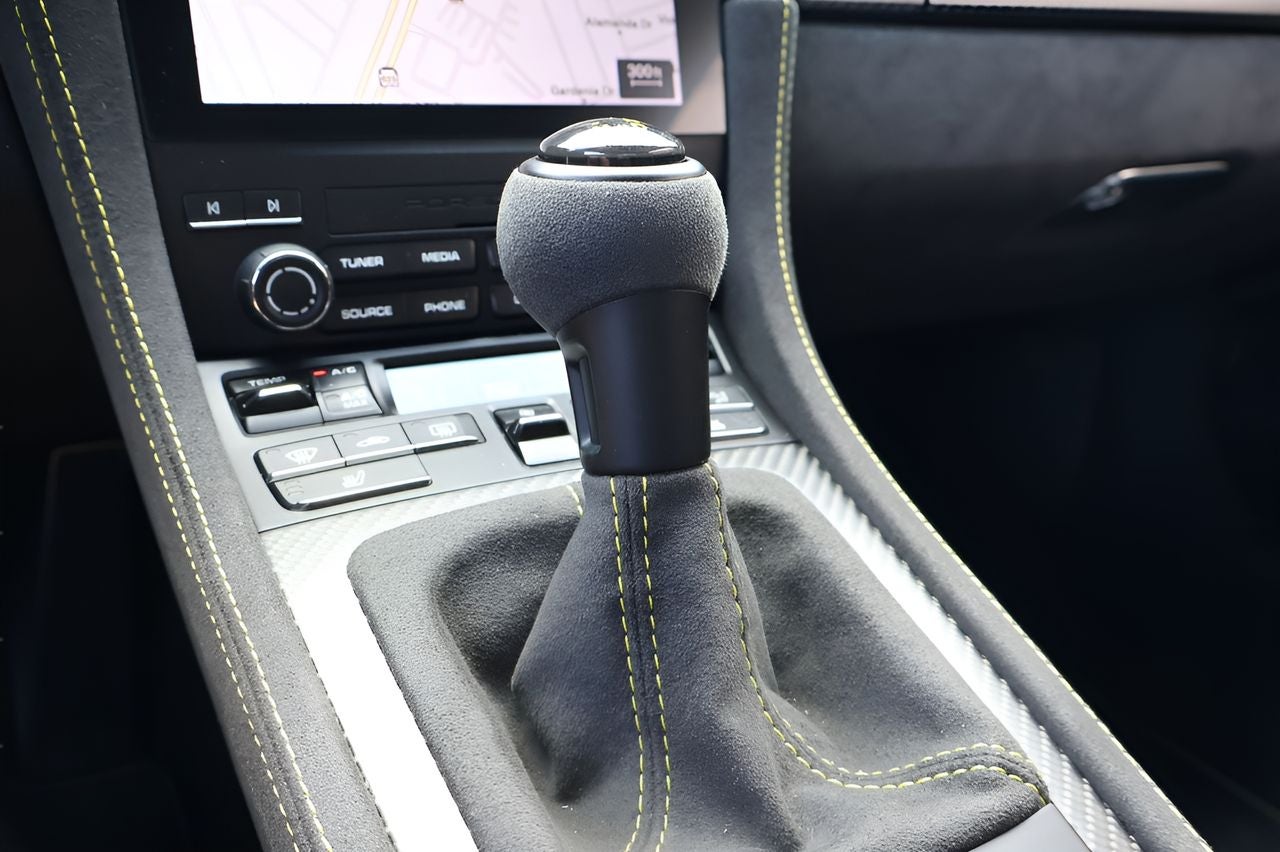 2024 Porsche 718 Cayman GT4 RS