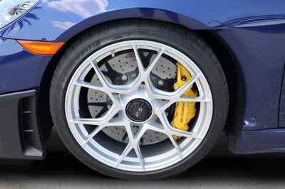 2024 Porsche 718 Cayman GT4 RS