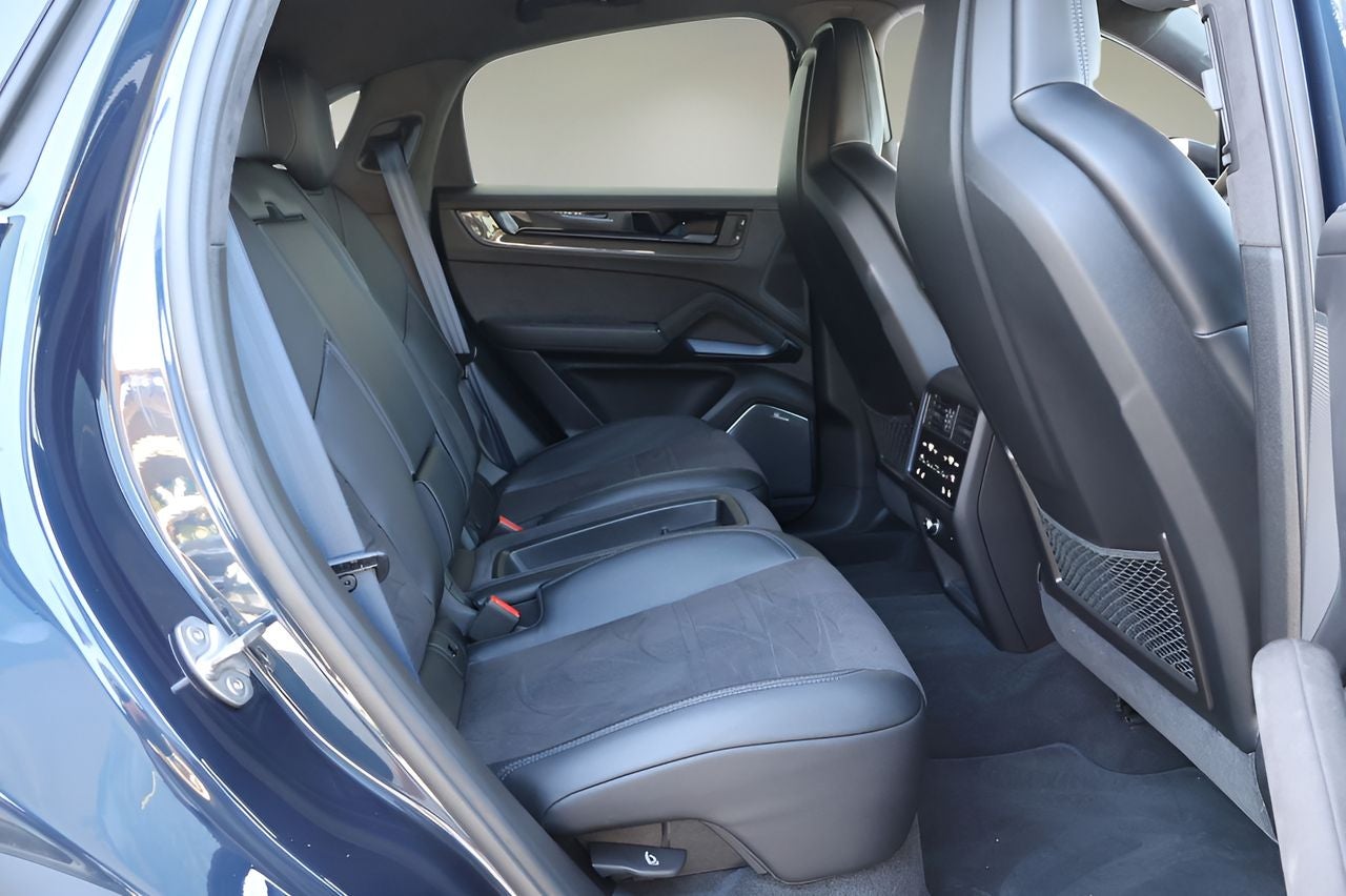2024 Porsche Cayenne Coupe Turbo GT