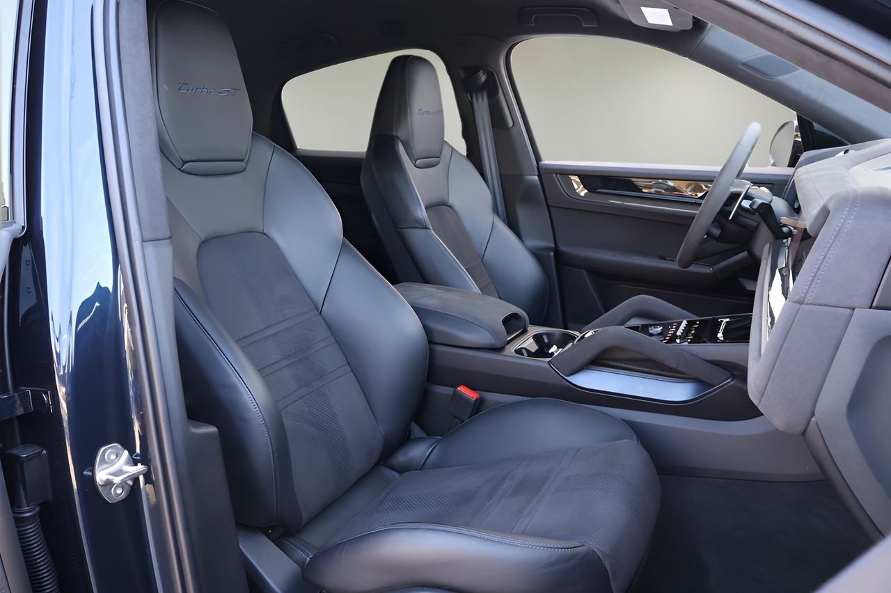 2024 Porsche Cayenne Coupe Turbo GT