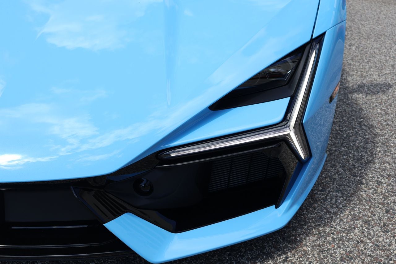 2025 Lamborghini Revuelto Coupe