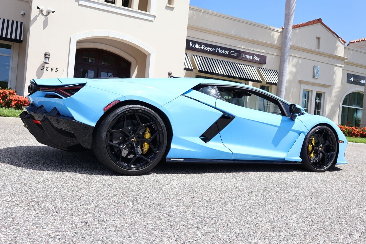 2025 Lamborghini Revuelto Coupe
