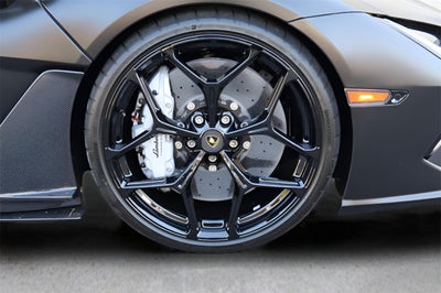 2025 Lamborghini Revuelto Coupe