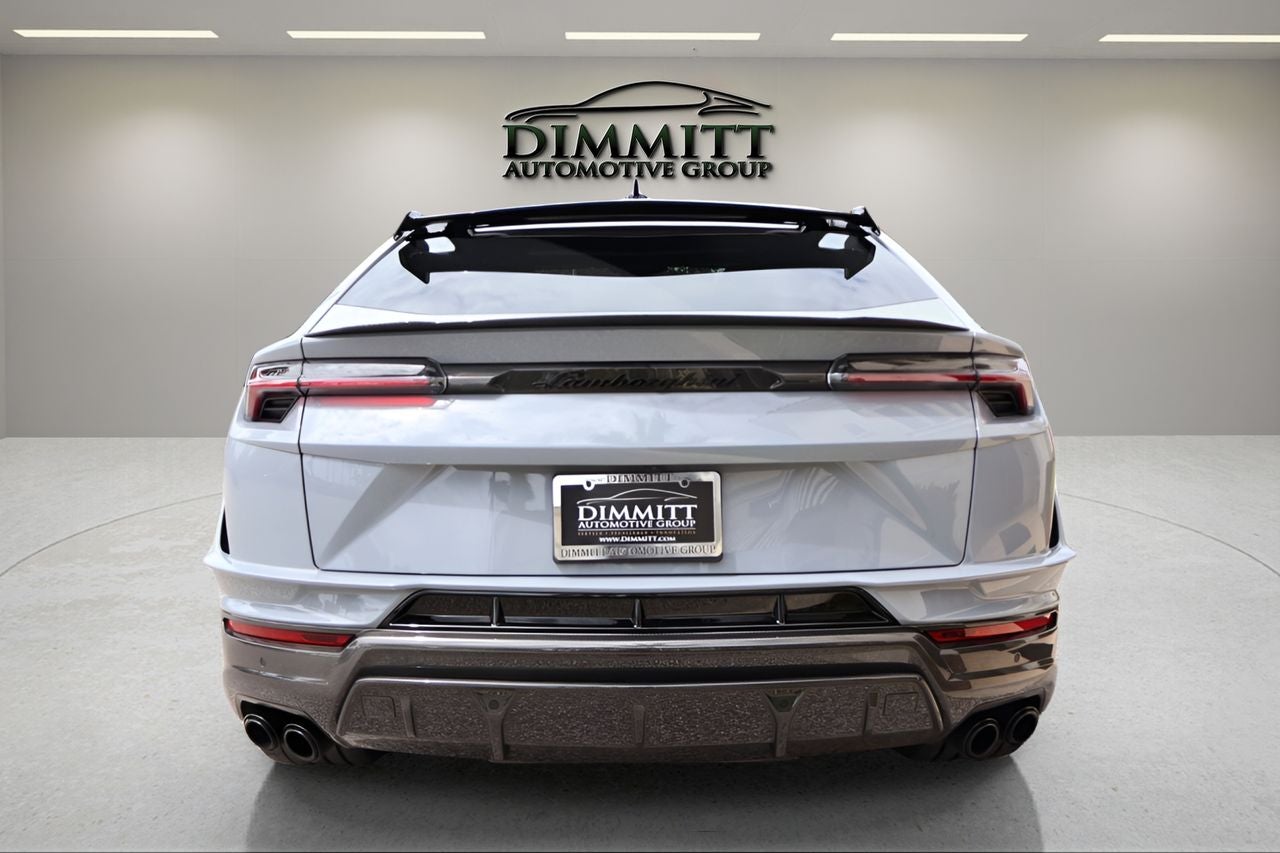2024 Lamborghini Urus Performante