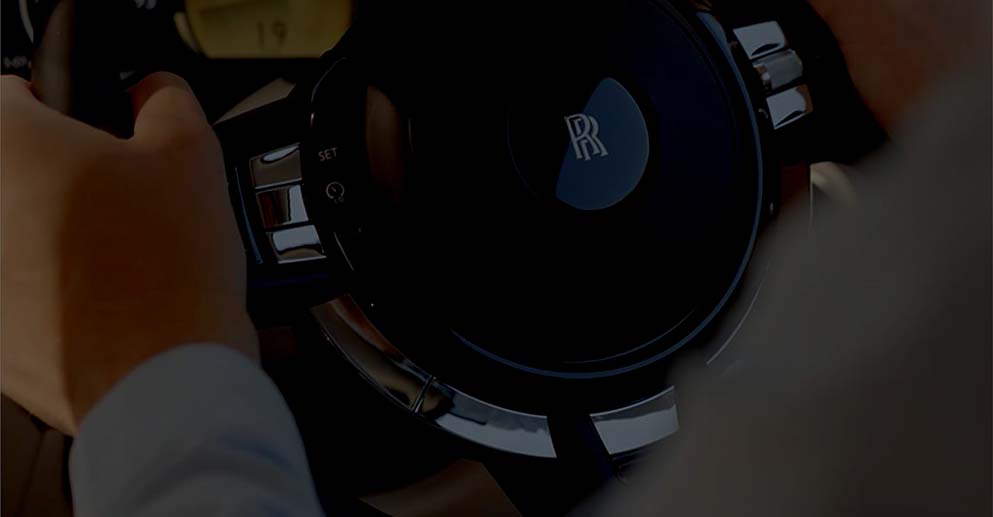 Rolls-Royce steering wheel and ensignia